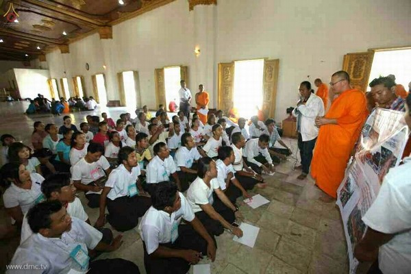 Myanmar: Chùm ảnh chuẩn bị 10 nghìn vị Tăng diễu hành vị trí hình ảnh đẹp ấn tượng