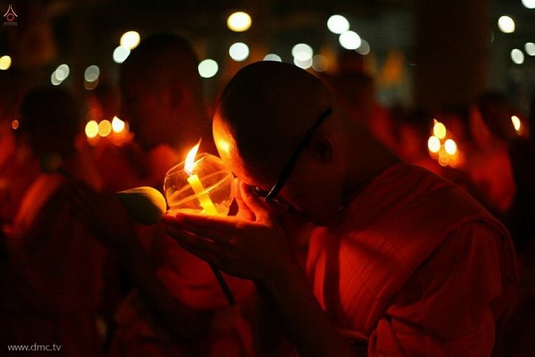 Thái Lan: Chùm ảnh Lễ tưởng niệm 98 năm ngày Thiền sư Phra Mongkhonthepmuni ngộ đạo