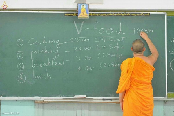 Myanmar: Chùm ảnh chuẩn bị 10 nghìn vị Tăng diễu hành vị trí hình ảnh đẹp ấn tượng