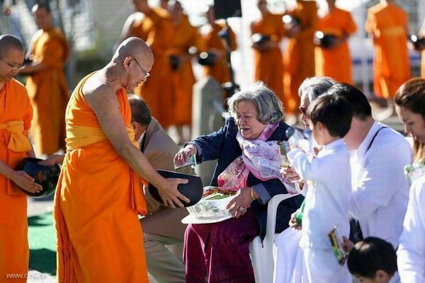 Chùm ảnh Lễ dâng Y Kathina tại Tu viện Wat Phra Dhammakaya Tp. Boston, Hoa Kỳ