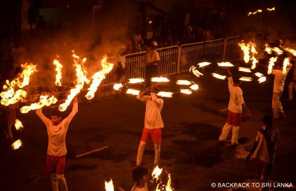 Danh lam Cổ Tự Dalada Maligawa Quốc bảo Sri Lanka
