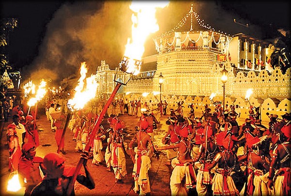 Danh lam Cổ Tự Dalada Maligawa Quốc bảo Sri Lanka