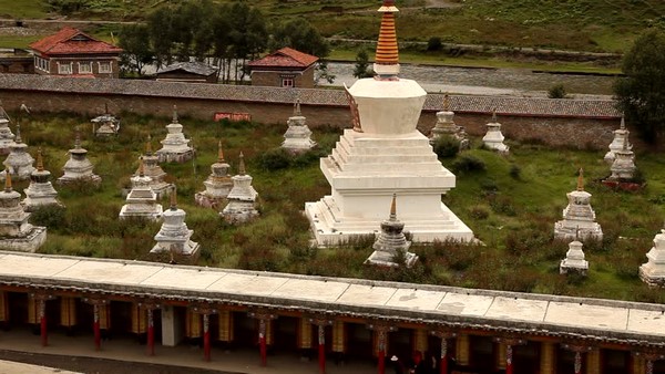 Mông Cổ: Ngôi Già lam Cổ tự Erdene Zuu tuyệt đẹp