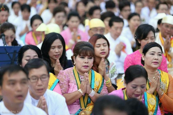 Myanmar: Chùm ảnh 10 nghìn chư Tăng diễu hành xung quanh Cố đô Phật giáo Mandalay