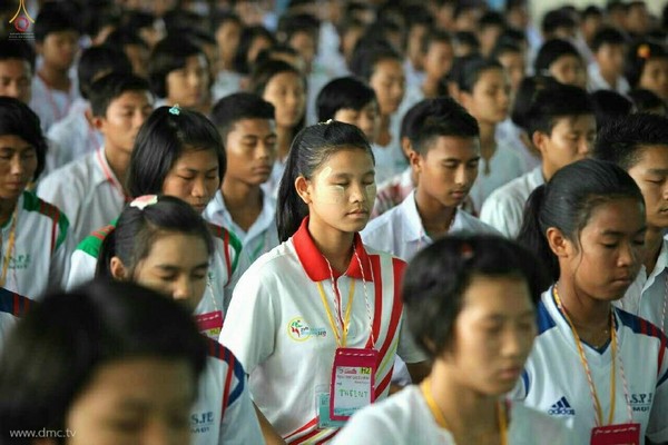 Myanmar: Chùm ảnh chuẩn bị 10 nghìn vị Tăng diễu hành vị trí hình ảnh đẹp ấn tượng