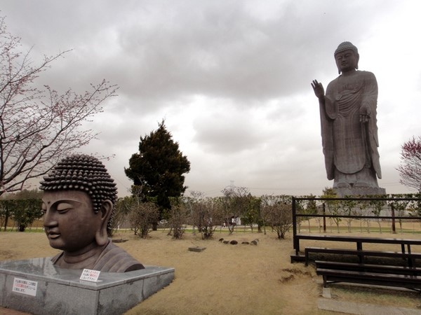 Chùm ảnh Đại tượng Phật A Di Đà Japan một trong những pho tượng lớn nhất thế giới