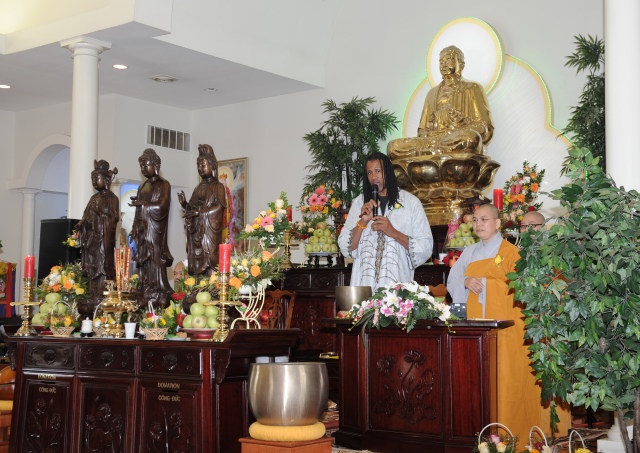 Hoa Kỳ: Lễ Vu Lan 2015 và triển lãm ảnh chùa Việt Nam tại chùa An Lạc - Indiana