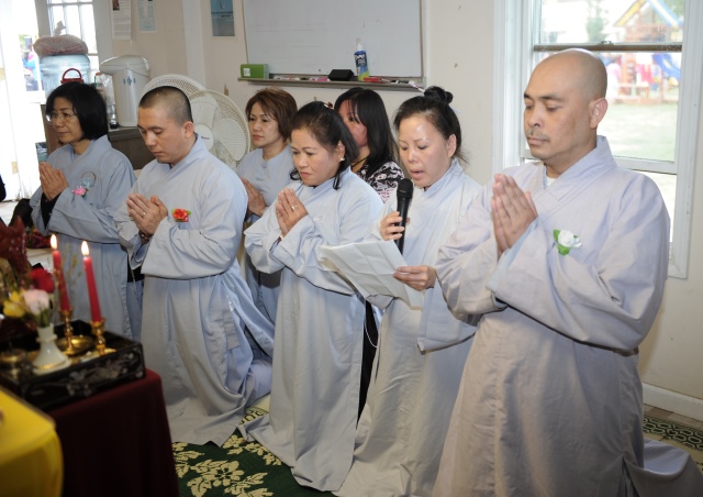 Hoa Kỳ: Lễ Vu Lan 2015 và triển lãm ảnh chùa Việt Nam tại chùa An Lạc - Indiana
