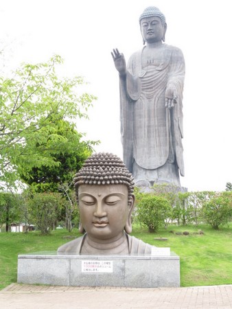 Chùm ảnh Đại tượng Phật A Di Đà Japan một trong những pho tượng lớn nhất thế giới