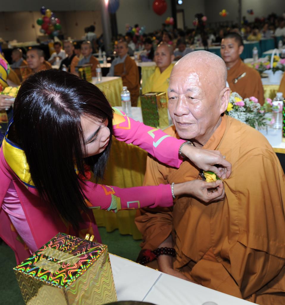 Hội Lệ Vu Lan - Mua Hiếu Hạnh 2015 Do Thiền Viện Thích Thiên Ân, Atlanta (Hoa Kỳ) Tổ Chức