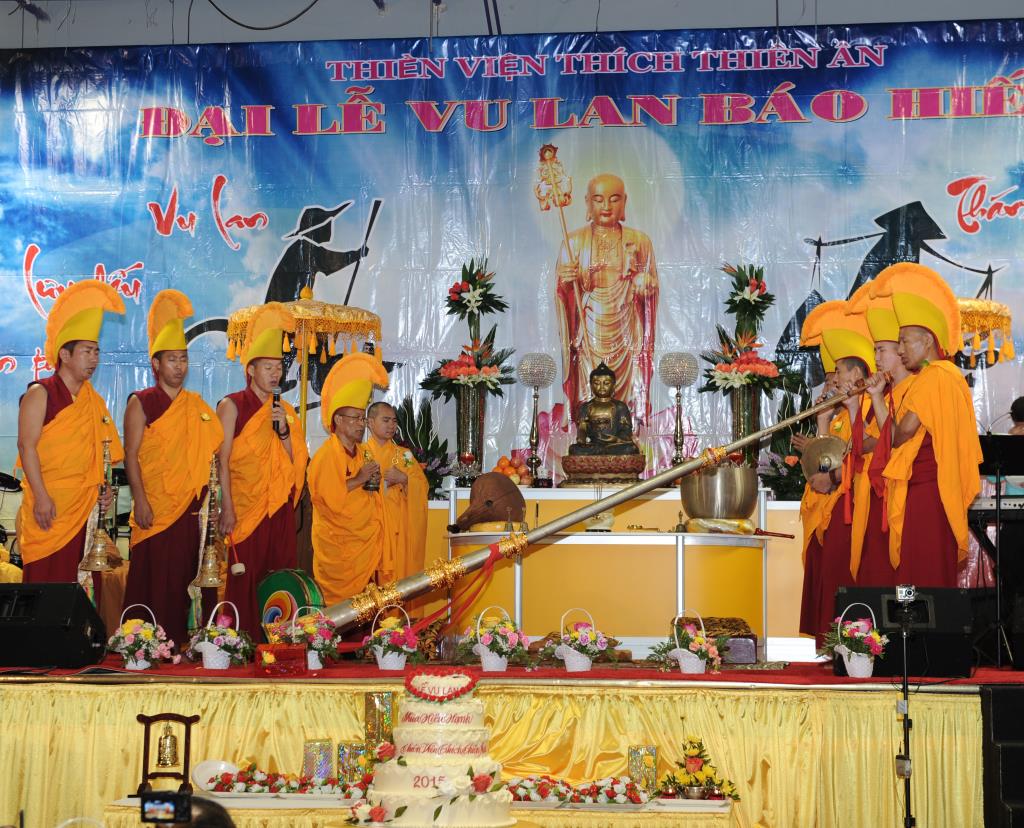 Hội Lệ Vu Lan - Mua Hiếu Hạnh 2015 Do Thiền Viện Thích Thiên Ân, Atlanta (Hoa Kỳ) Tổ Chức