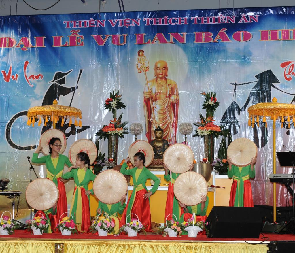 Hội Lệ Vu Lan - Mua Hiếu Hạnh 2015 Do Thiền Viện Thích Thiên Ân, Atlanta (Hoa Kỳ) Tổ Chức