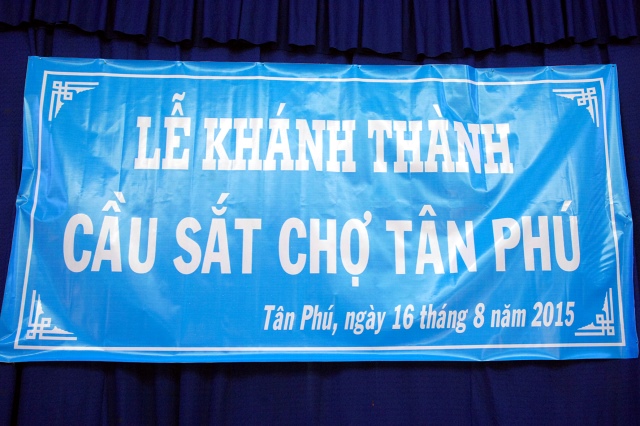 Quỹ Đạo Phật Ngày Nay khánh thành “Nhịp cầu yêu thương 4” và trao quà từ thiện tại Bến Tre