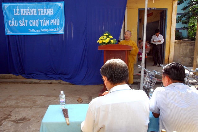 Quỹ Đạo Phật Ngày Nay khánh thành “Nhịp cầu yêu thương 4” và trao quà từ thiện tại Bến Tre