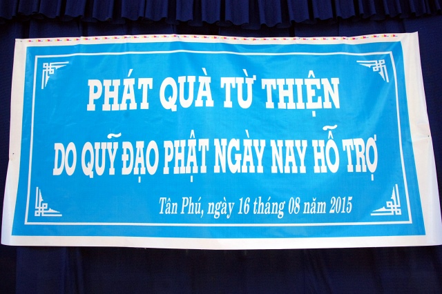 Quỹ Đạo Phật Ngày Nay khánh thành “Nhịp cầu yêu thương 4” và trao quà từ thiện tại Bến Tre
