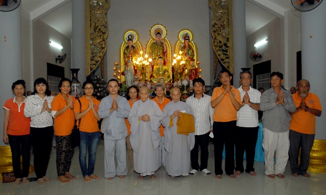 Quỹ Đạo Phật Ngày Nay khánh thành “Nhịp cầu yêu thương 4” và trao quà từ thiện tại Bến Tre