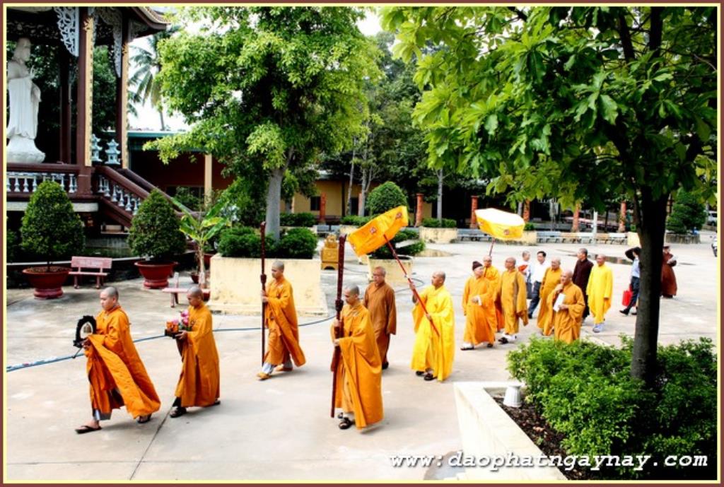 Bình Dương:  Ban Giáo Dục Tăng Ni Trung Ương  đến thăm và làm việc trường Trung Cấp Phật Học