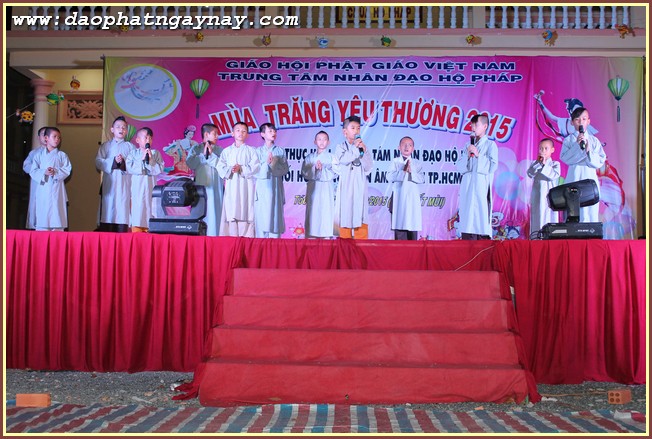 Vũng Tầu: Mùa trăng yêu thương 2015