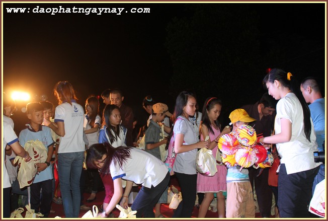Vũng Tầu: Mùa trăng yêu thương 2015