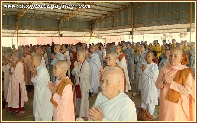 TP. HCM: Khóa Tu Một Ngày An Lạc tại Học Viện Phật Giáo Việt Nam tại TP. HCM 04-10-2015