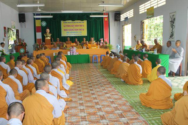 Đồng Tháp: Trường Trung Cấp Phật Học Khai Giảng