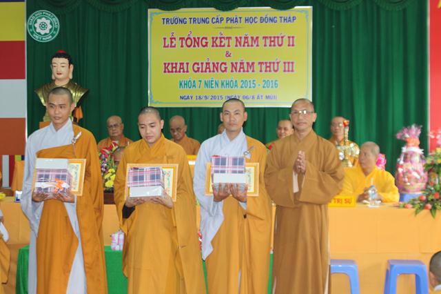 Đồng Tháp: Trường Trung Cấp Phật Học Khai Giảng