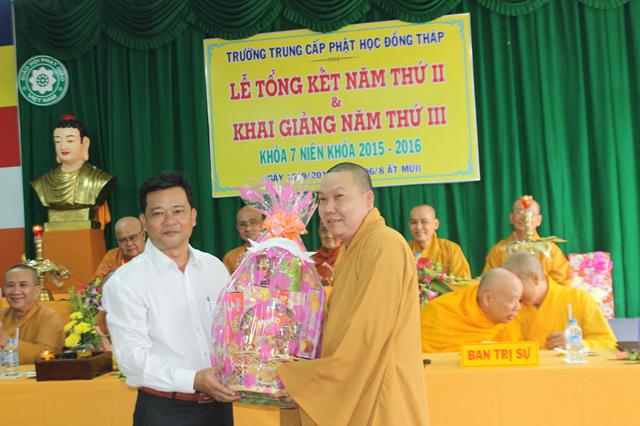 Đồng Tháp: Trường Trung Cấp Phật Học Khai Giảng