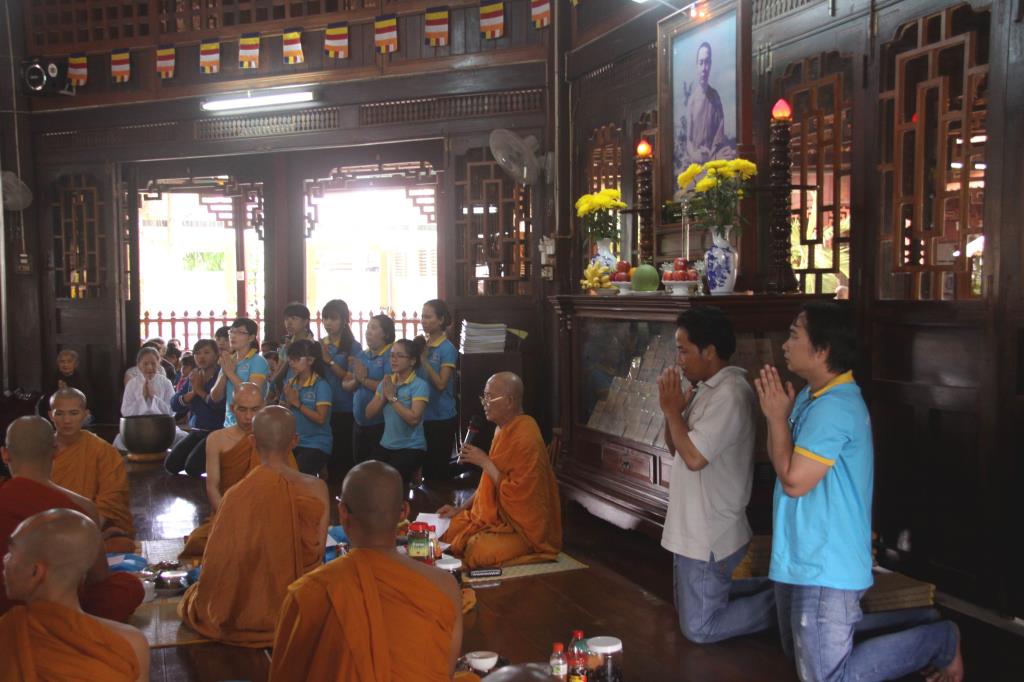 Về Quê Tổ Với Trung Thu Yêu Thương