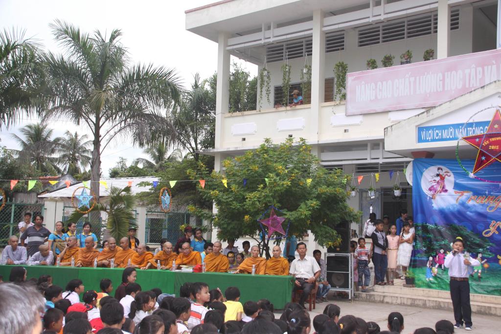 Về Quê Tổ Với Trung Thu Yêu Thương