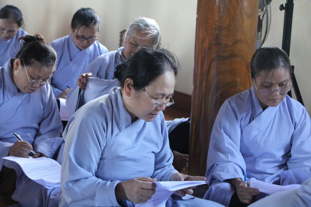 Thái Bình: Khóa tu niệm Phật một ngày tại chùa Từ Xuyên