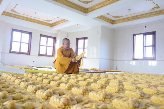 Chùm ảnh: Công trình chùa Giác Ngộ đang đi vào giai đoạn hoàn thiện nội thất
