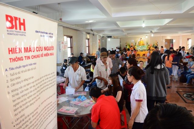 Quỹ Đạo Phật Ngày Nay: Một giọt máu cho đi, một cuộc đời ở lại