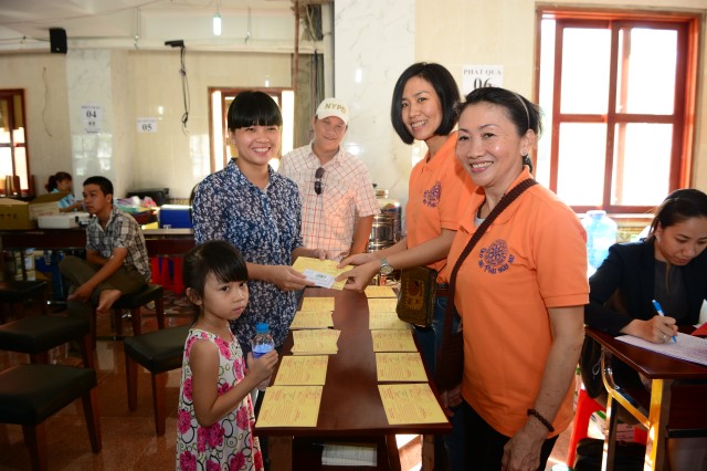 Quỹ Đạo Phật Ngày Nay: Một giọt máu cho đi, một cuộc đời ở lại