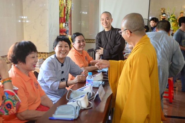 Quỹ Đạo Phật Ngày Nay: Một giọt máu cho đi, một cuộc đời ở lại