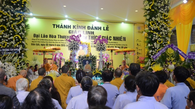 Chùa Giác Ngộ viếng tang lễ ĐLHT Thích Giác Nhiên