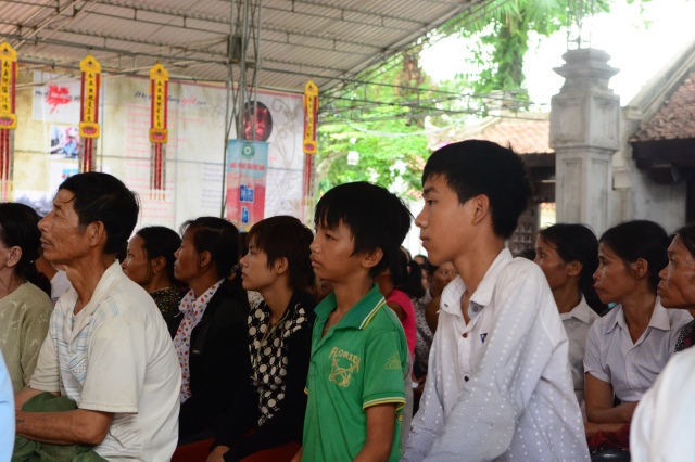 Quỹ Đạo Phật Ngày Nay chia sẻ tình thương với vùng đất nghèo Hà Tĩnh