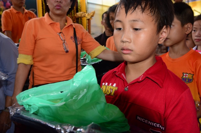 Quỹ Đạo Phật Ngày Nay chia sẻ tình thương với vùng đất nghèo Hà Tĩnh