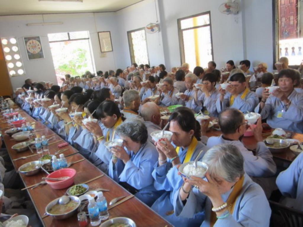 Chùa Đức Hòa – Khóa tu Bát quan trai kỳ 8