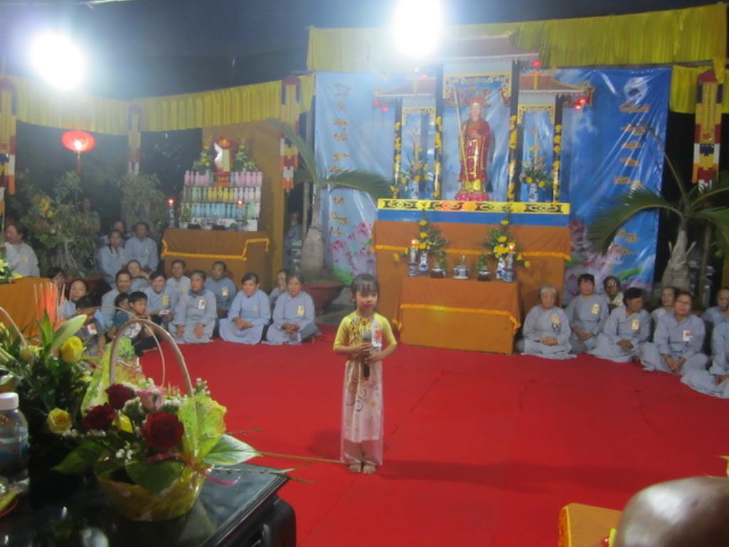 Pháp hội Vu lan-Lễ bông hồng cài áo ở tổ đình Thiên Bửu