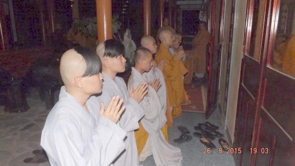 Pháp hội Vu lan-Lễ bông hồng cài áo ở tổ đình Thiên Bửu