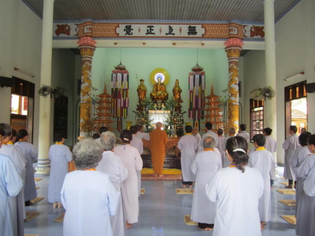 Chùa Đức Hòa – Khóa tu Bát quan trai kỳ 8