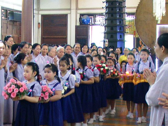 Phật giáo Khánh Hòa tổ chức Lễ Tự tứ, Đại lễ Vu lan, cúng dường trai Tăng  tại chùa sắc tứ Long Sơn