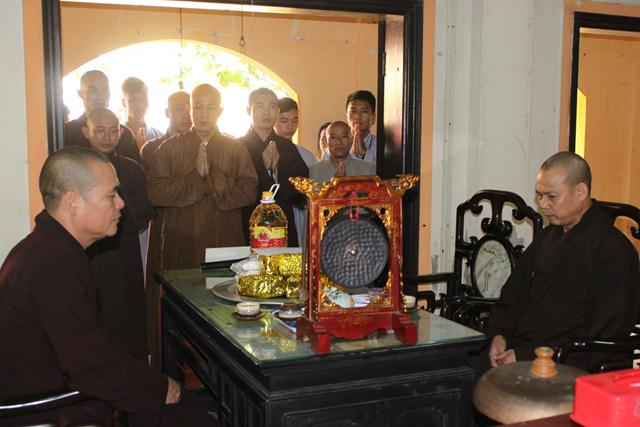Thái Nguyên: Chư Tăng về Tổ đình Viên Minh vấn an sức khỏe đức Pháp chủ GHPGVN.
