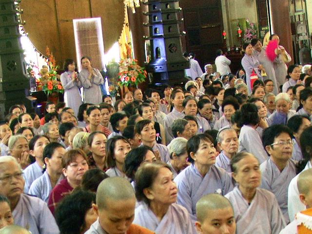 Phật giáo Khánh Hòa tổ chức Lễ Tự tứ, Đại lễ Vu lan, cúng dường trai Tăng tại chùa sắc tứ Long Sơn