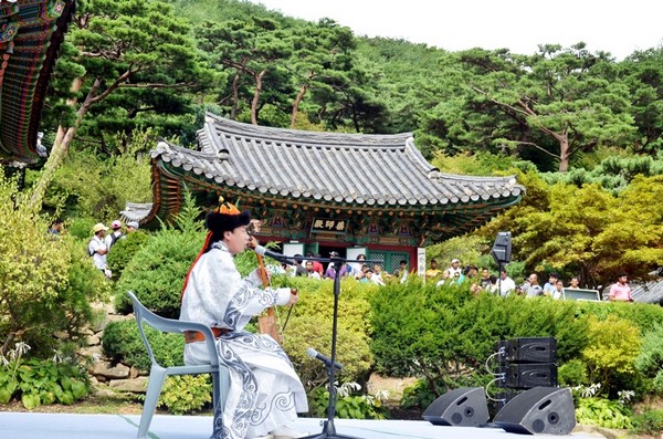 Hàn Quốc: Cổ Tự Cheondeungsa tổ chức liên hoan văn hóa đa quốc gia cho người nhập cư