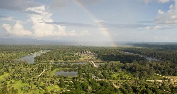 Kiến trúc mới được phát hiện Đề nghị Angkor Wat lớn hơn theo suy nghĩ trước đây