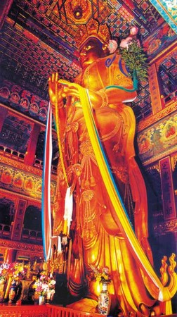 Ung Hòa Cung ngôi Chùa Phật Giáo Tây Tạng trong Tử Cấm Thành Bắc Kinh