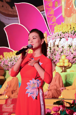 Đêm Hoa Đăng vía Phật A Di Đà