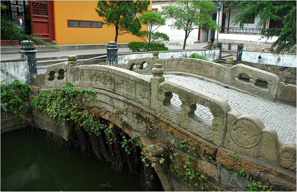 Danh lam thắng cảnh Linh Nham Sơn Tự Tô Châu Trung Quốc