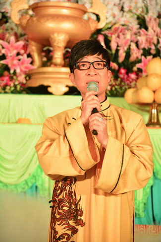 Đêm Hoa Đăng vía Phật A Di Đà